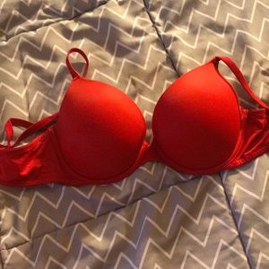 PINK vs bra size 36 c. Red. Push up
